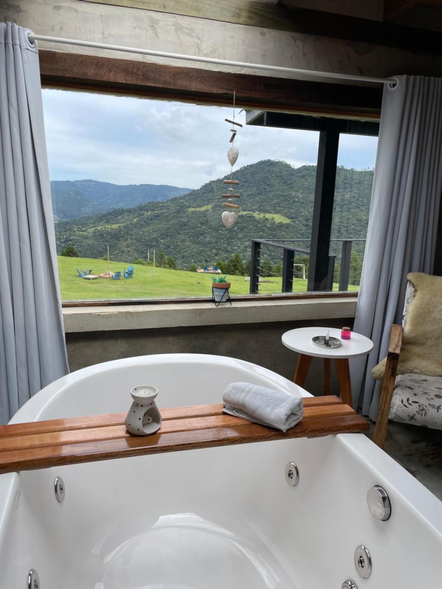 Pousada Colina Dos Ventos - Cabana Monte! อูรูบิซิ ภายนอก รูปภาพ
